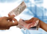 Kredite privat onlineplattform Internet Geld leihen Smava Auxmoney Verbraucherportal Geldsparen.de 