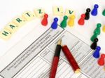 Hartz IV Abfindung Soziales Arbeitsamt Arbeitsagentur Arbeitslosengeld ALG II