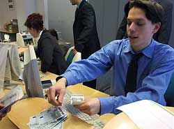 Finanzkrise Banken Sparer Geldsparen.de