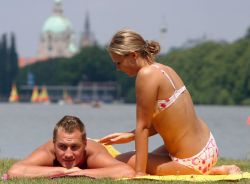 Sonnenmilch Guter Schutz muss nicht viel kosten
